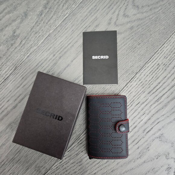 Secrid Geometric Patterned Leather Mini Wallet - Picture 2 of 8